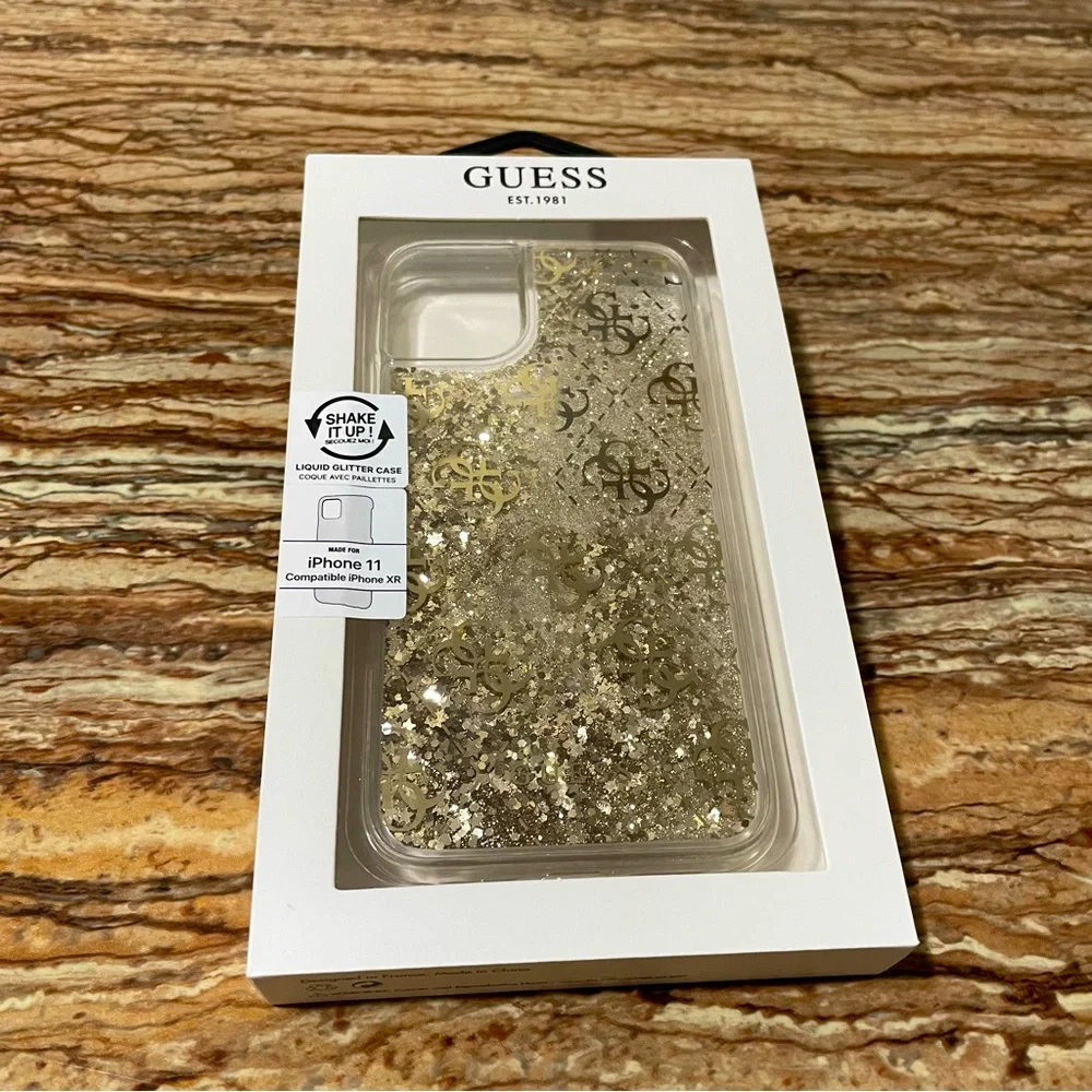 Guess iPhone 11 Liquid Glitter Case | Gold